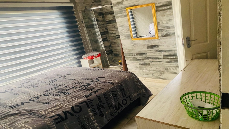 6 Bedroom Property for Sale in Zamdela Free State